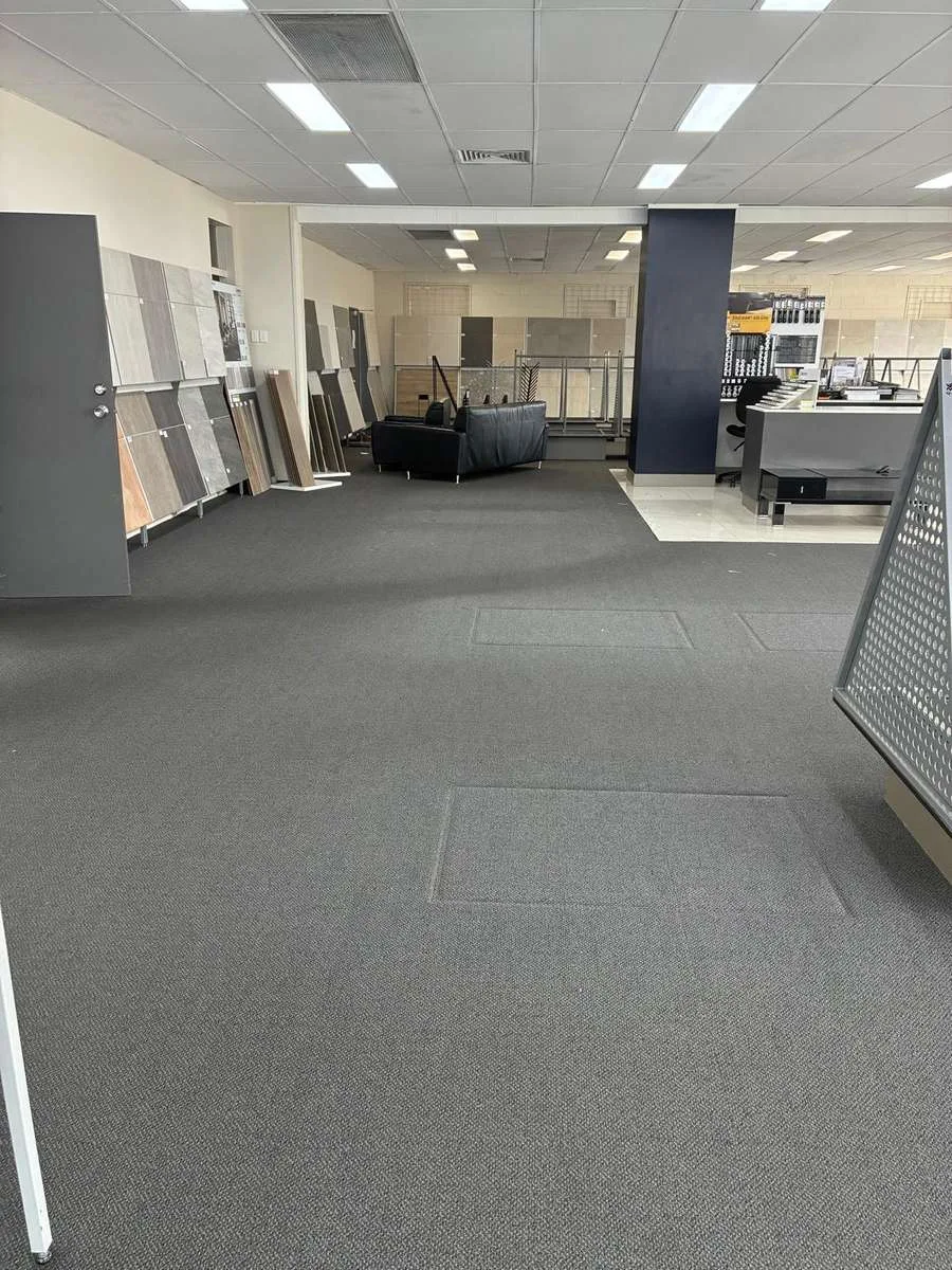 Large carpet stretch