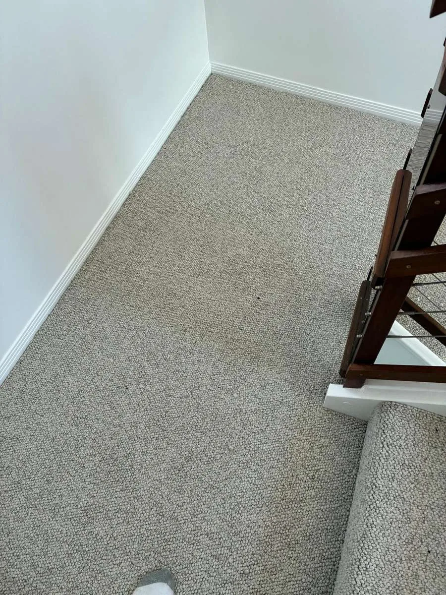 Landing carpet